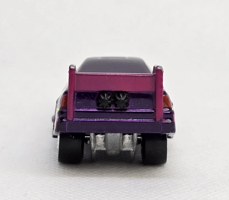 Johnny Lightning Playing Mantis Diecast 1996 Car 1:64 China 03 - Image 4 of 4