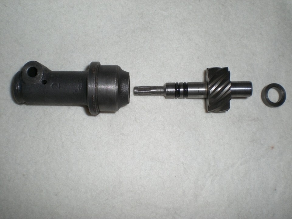 Maserati 3500 ZF S5-17, transmission speedometer gear set