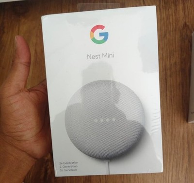 Google Nest Mini 2.Generation Smart Speaker Brand New and Sealed 