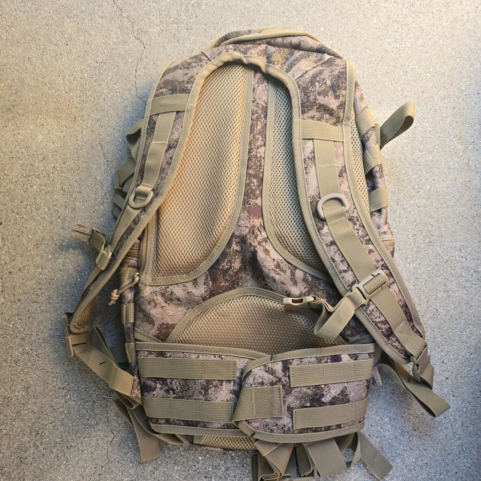 SOG Opord Tactical Day Pack, 39,1 litros de armazenamento tamanho único, areia Canyon - Imagem 2 de 4