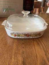 1970s Vintage Corningware Spice of Life "Le Romarin" Casserole A-10-B with Lid 