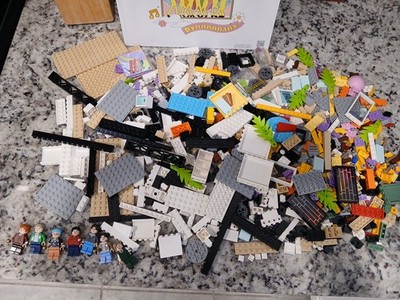 Lego 21339 Ideas (CUUSOO) BTS Dynamite Set W/ Manual Minifigures