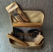 New Huda Em power ed Palette Set