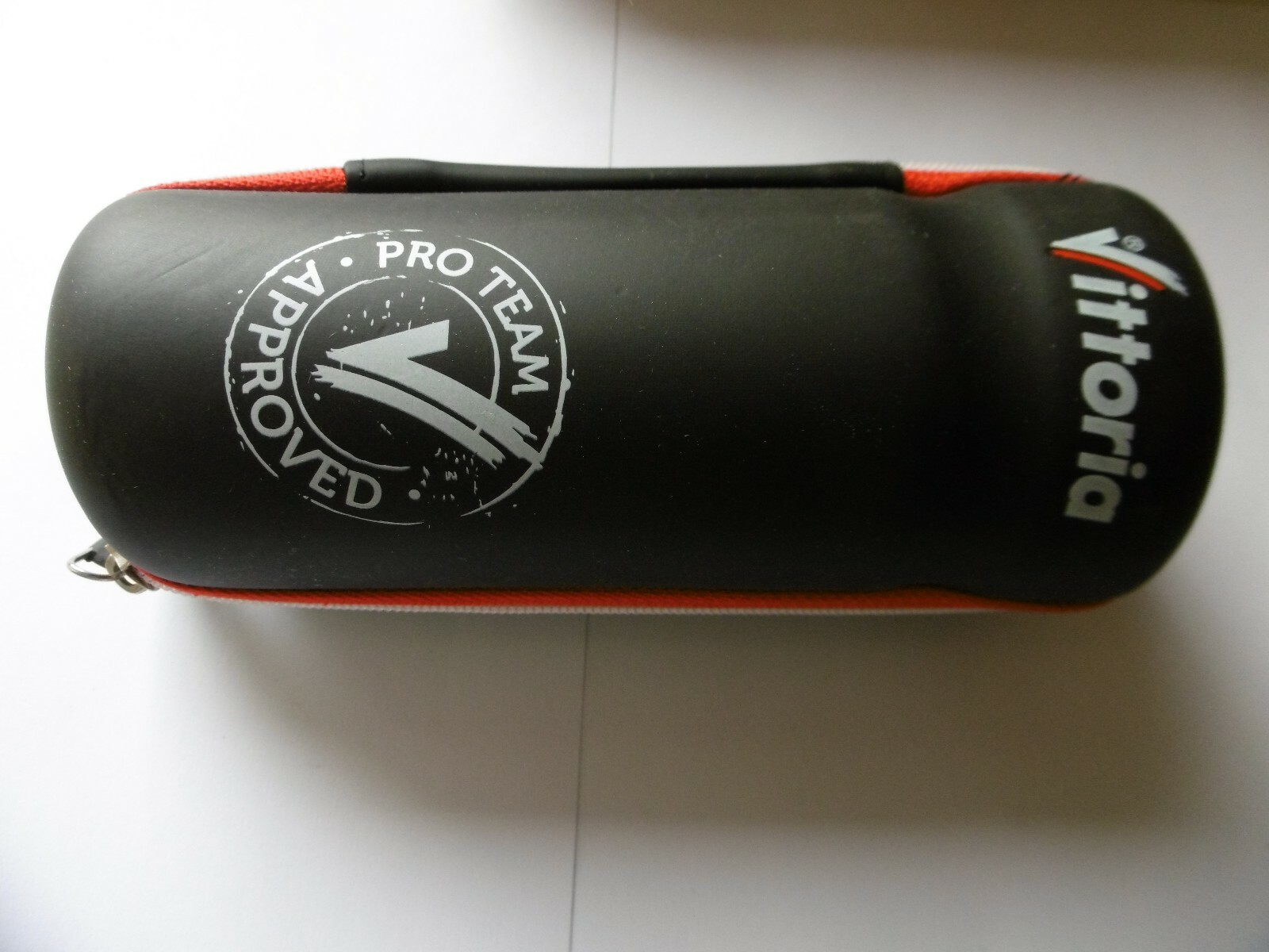 Vittoria ProTeam Tire 700X19/23 -622/630+Cycling Tool Zip Storage Case 