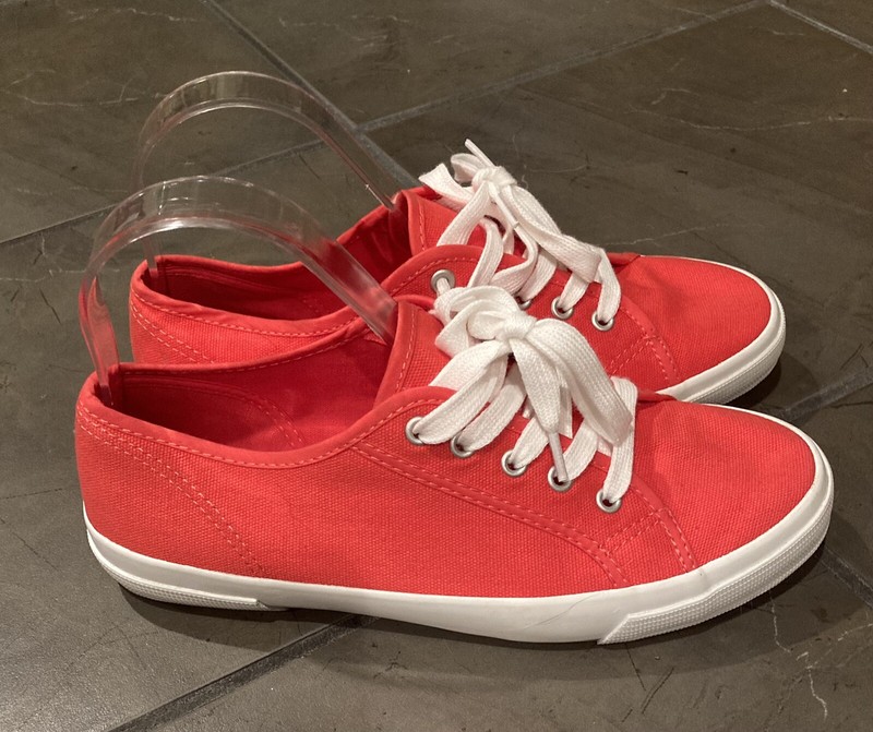 OLD NAVY sneakers shoes hot pink coral laced lightweight canvas cotton NEW sz 8