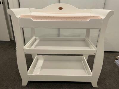 gumtree boori change table