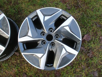 Ships Today) Wheel Rim KIA Sorento 17 2021-2024 52910P4110 OEM 