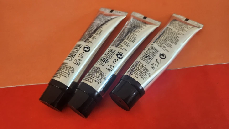 Crema BB 3 piezas Body Shop Shade 03 todo en uno 25 ml nueva y sellada. ×3 Foto 4 de 4