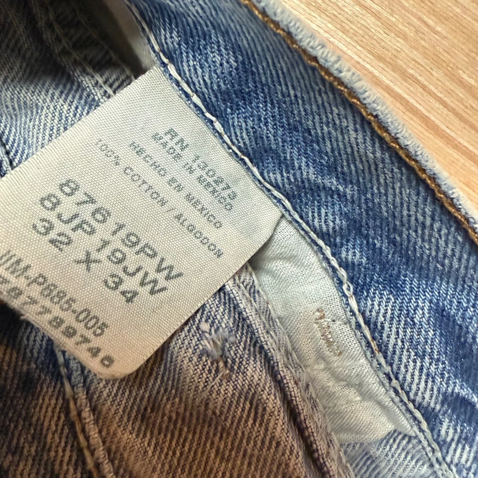 Vintage Thrashed Destroyed Paint Splatter Rustler Jeans 90s Distressed 32x32 - Image 3 of 4