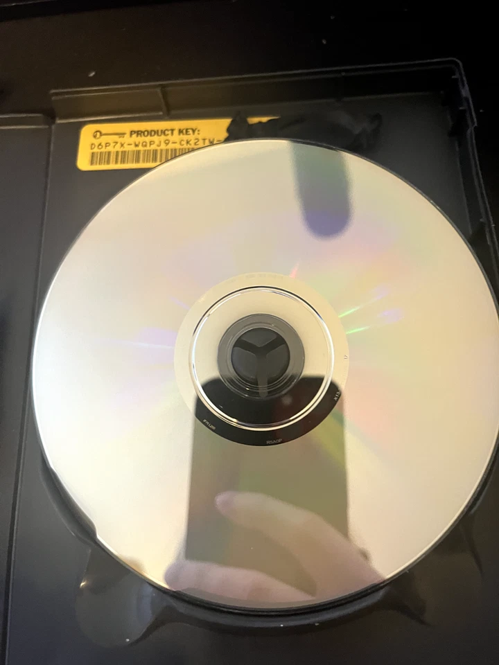 Shadowrun - PC CD Game Windows Vista (2007) - CIB w/ Manual - Image 4 of 4