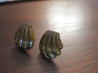14K YELLOW GOLD SCALLOPED HAND CARVED SHELL TIGERS EYE EARRINGS — photo 3