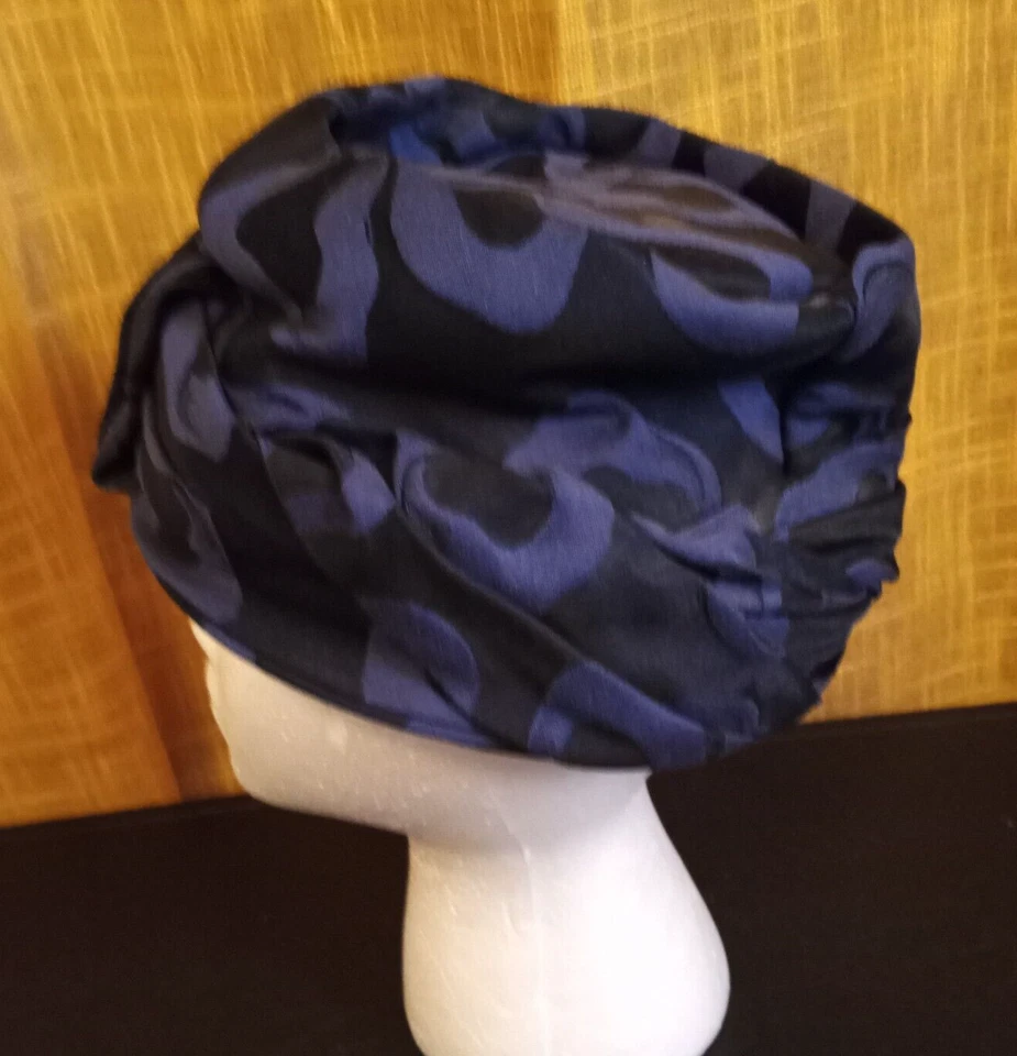 Rare 1960s Vintage Christian Dior Chapeaux Turban Style Navy Silk/Satin Hat - Image 2 of 4
