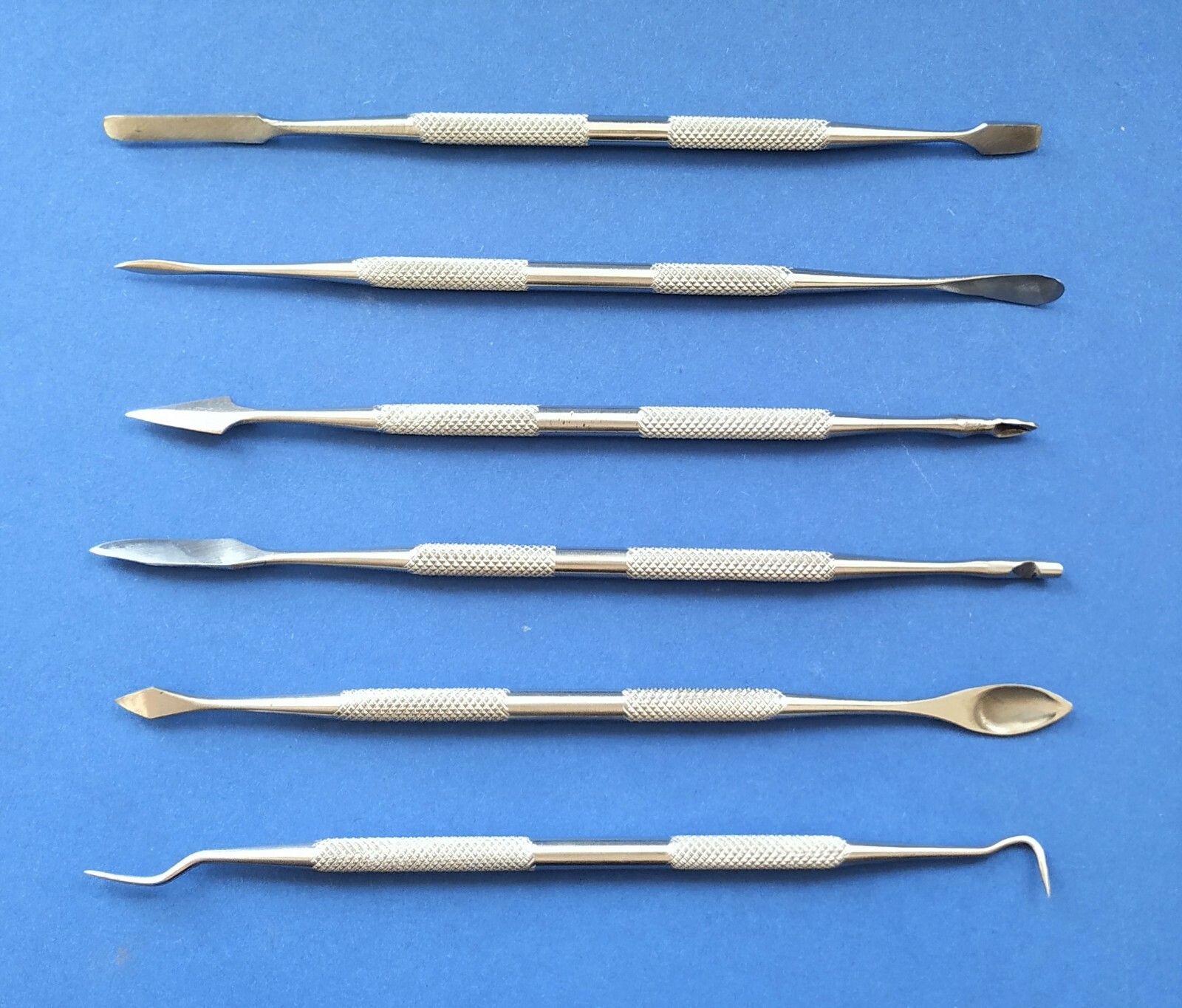 4-teiliges Wachs-Schnitzwerkzeug Set - Doppelköpfig Edelstahl - 12,3cm Modellierwerkzeuge