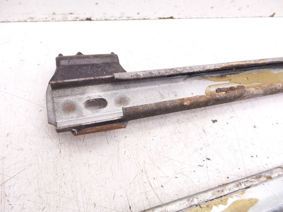 82-92 Camaro Firebird Driver & Passenger Side Power Window Tracks Roller GM - Image 4 of 4