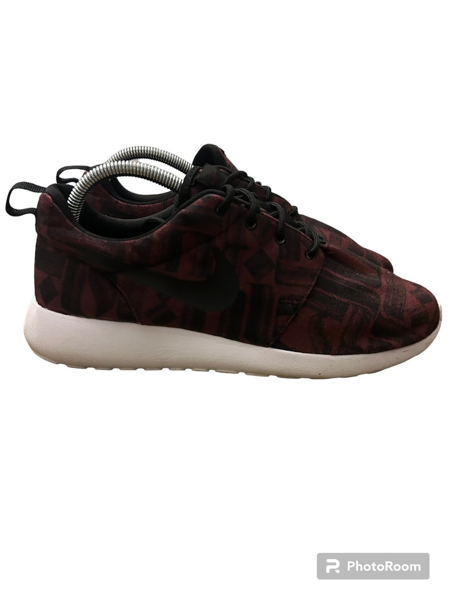 maroon roshes womens