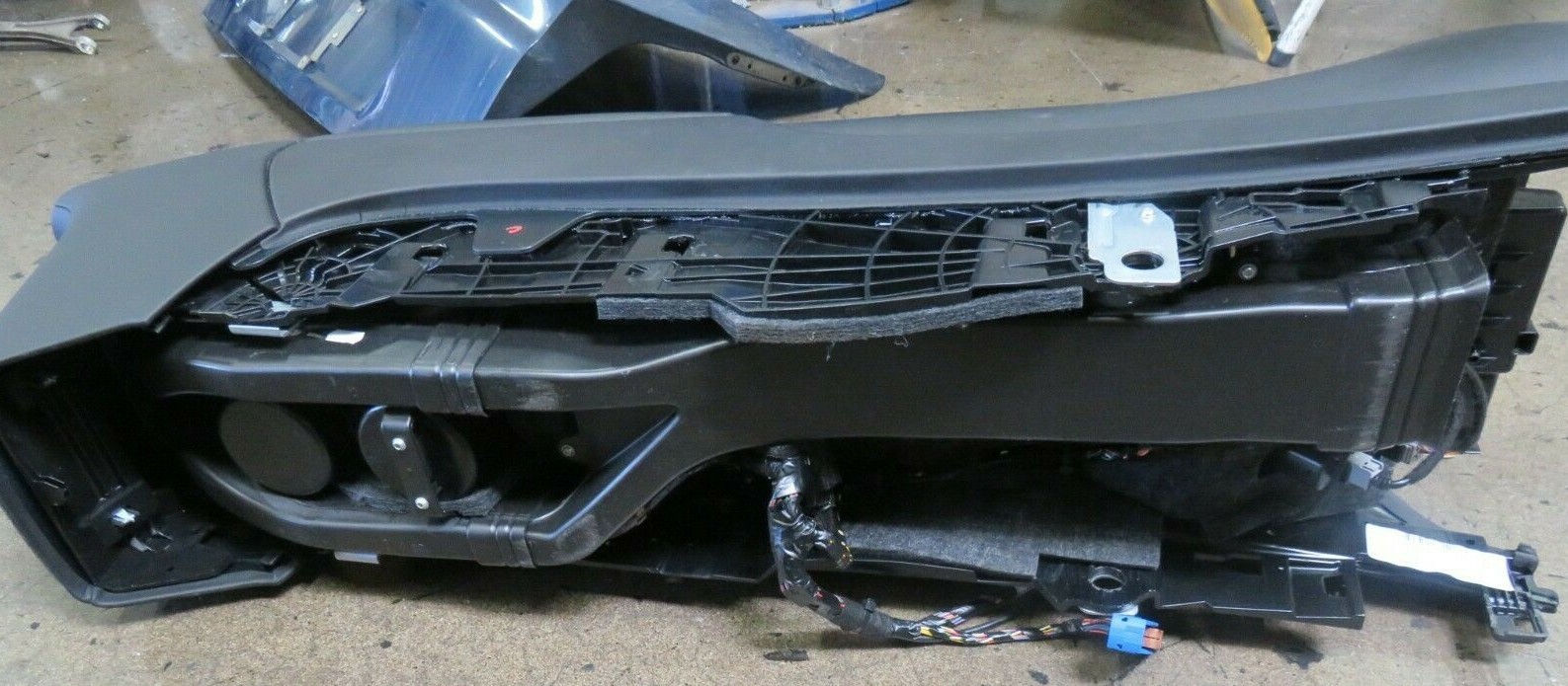 Maserati Levante, Front Console, Black, Used, Dmg, Parts Only