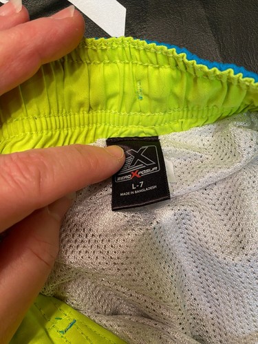 Boys Swimming Trunks Shorts Zero Xposur Size 7 Large Sharks - Picture 3 of 3