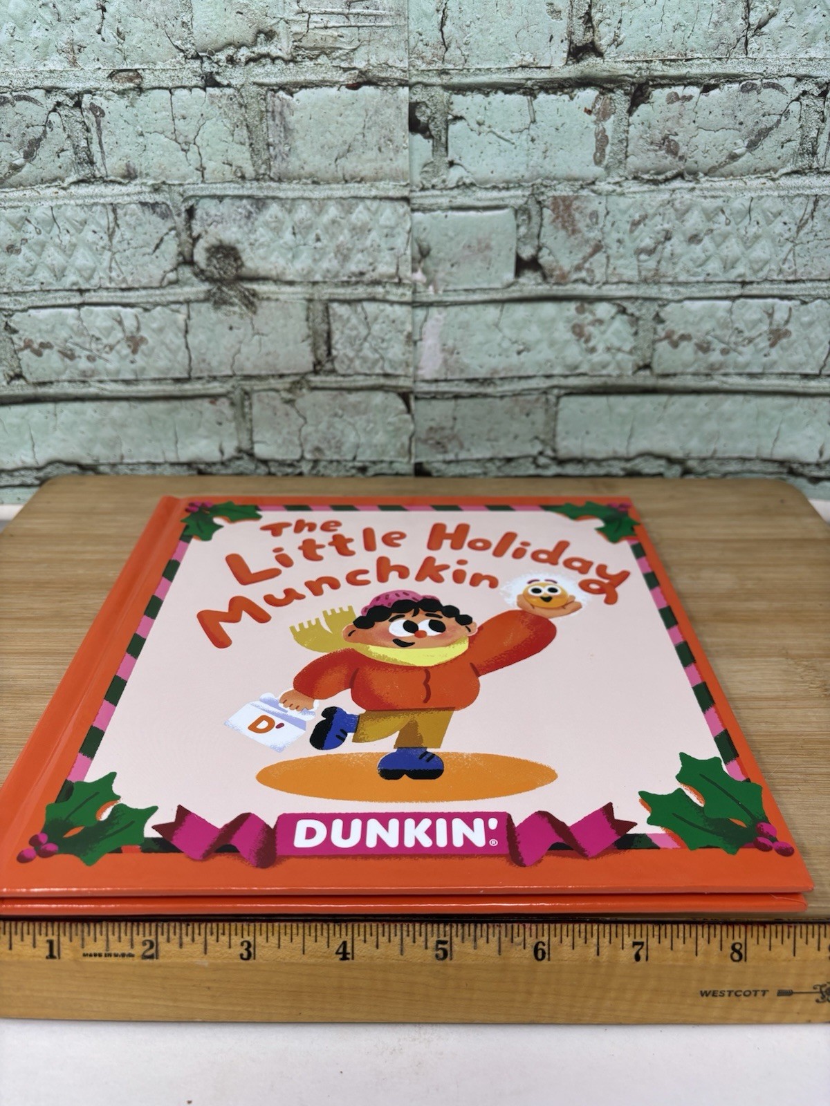 Limited Edition Dunkin’ The Little Holiday Munchkin Book - Thumbnail 2