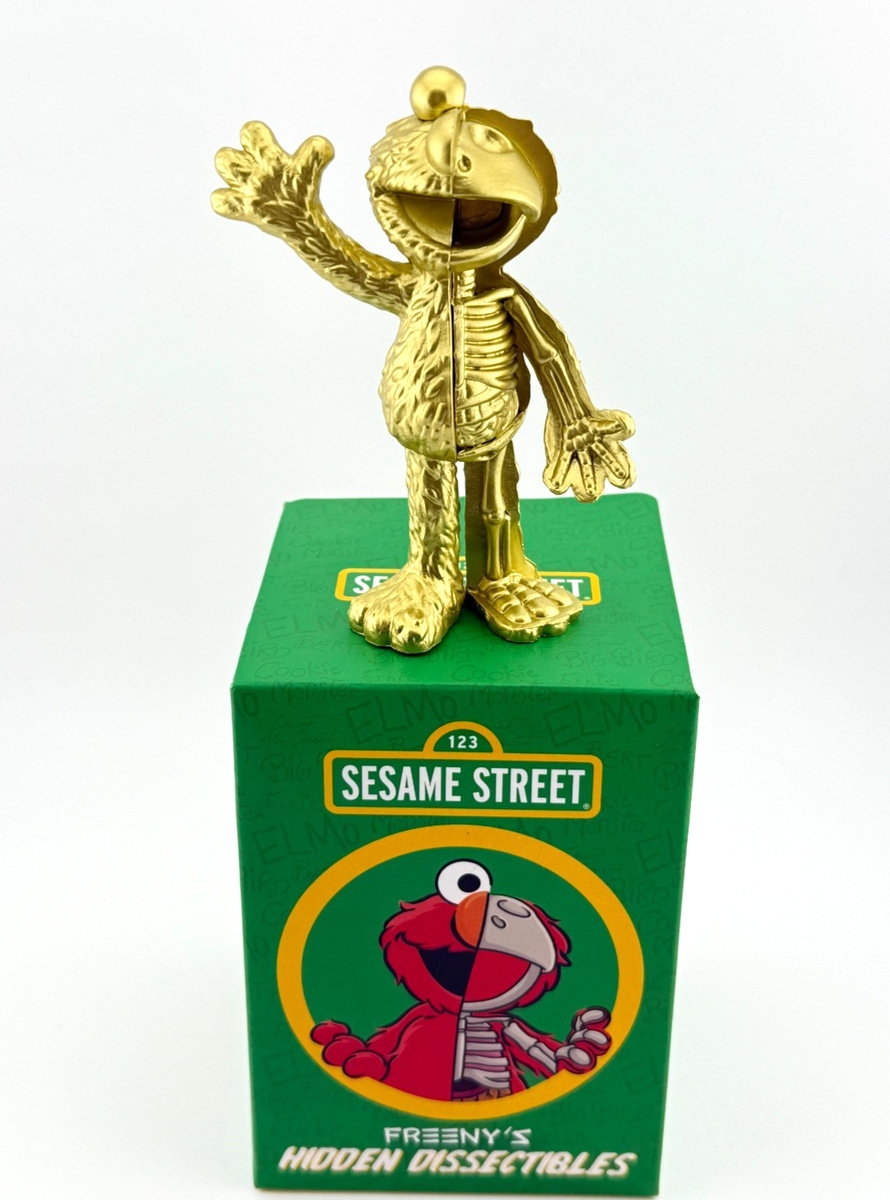 Freeny's Hidden Dissectibles: Sesame Street Gold Elmo RARE Mighty