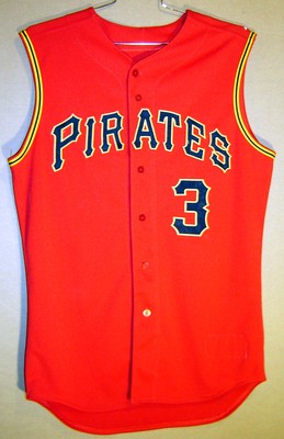 pittsburgh pirates red jersey