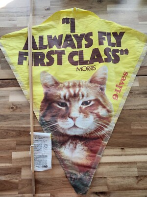 1983 9 LIVES MORRIS the CAT ''I ALWAYS FLY FIRST CLASS'' ADVERTISING PREMIUM KITE