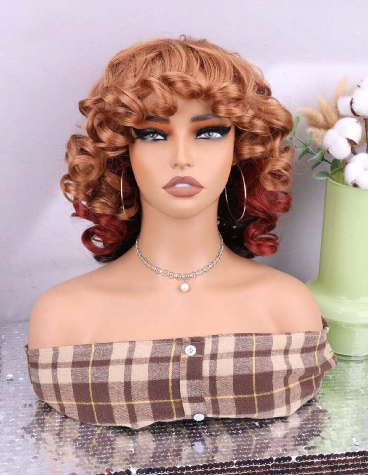 Perruque afro courte bouclée brun foncé rouge noir avec 4 wig caps
