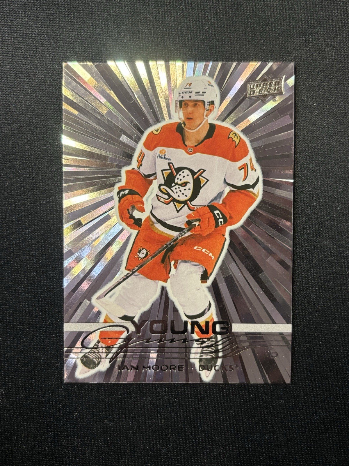 2025-26 Upper Deck Series 1 - #232 Ian Moore - Young Guns Outburst 🏒