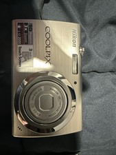 Nikon Coolpix S230 10MP Digital Camera Silver w/ Charger Battery 90 new
