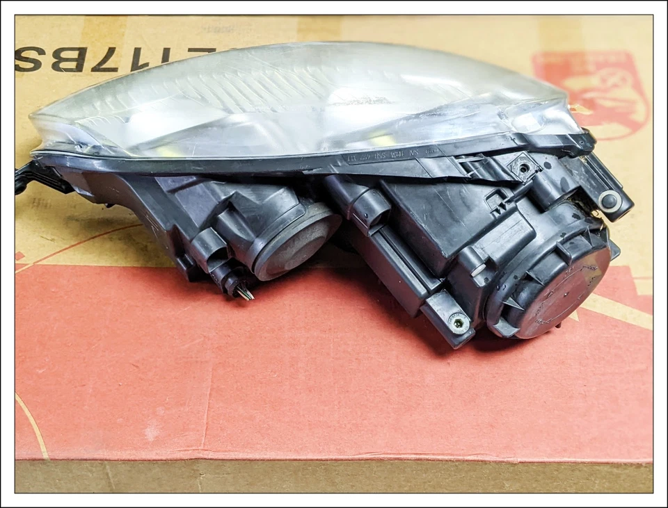 ✅ FARO HALÓGENO LADO PASAJERO DERECHO VW JETTA 2005-2010 HLP OEM Foto 2 de 4