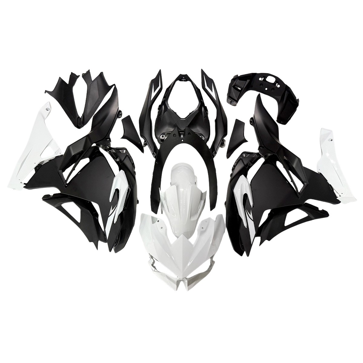 ケ*ー様 マフラーガーニッシュFRP製 ホワイト White Matte Black Fairing Plastic for Kawasaki Ninja 500 2024 2025