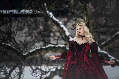 Gothic Winter Medieval Wedding Dresses Red and Black Renaissance Fantasy |  eBay
