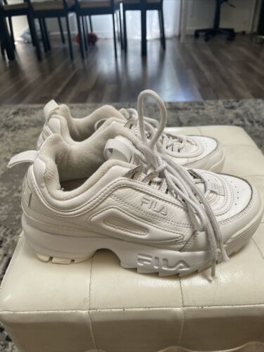 ZAPATILLAS FILA DISRUPTOR TALLA 35,5 De Segunda Mano Por 20 EUR Camarma De Esteruelas En WALLAPOP | sptc.edu.bd