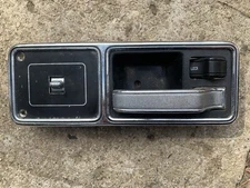 1984-96 JEEP CHEROKEE INTERIOR DOOR Passenger Trim Chrome With Switch And Handle
