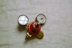 Taprite Series 5740 Compressed Air Regulator 366M