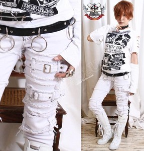 distress white jeans