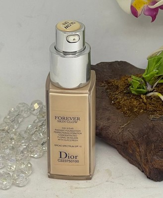 Dior Forever Skin Glow 24H Wear Radiant Foundation SPF 15  - .67 oz - New