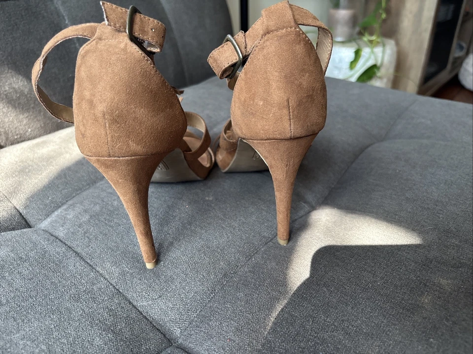 Christian Siriano Payless Size 12 - Image 3 of 4