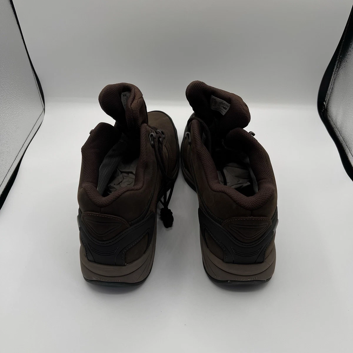 NEW BALANCE Country Walking Randonneé Mens Goretex Hiking Outdoor Boots NIB