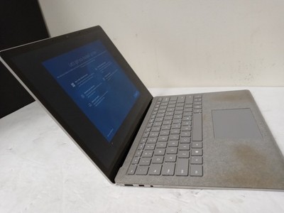 Microsoft Surface Laptop 2 13.5