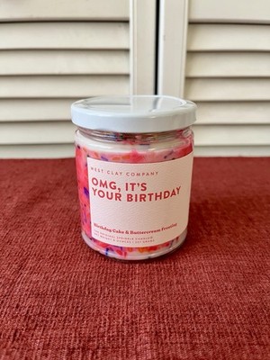 West Clay Candle Company OMG It s Your Birthday Cake Sprinkle Scented 8oz New
