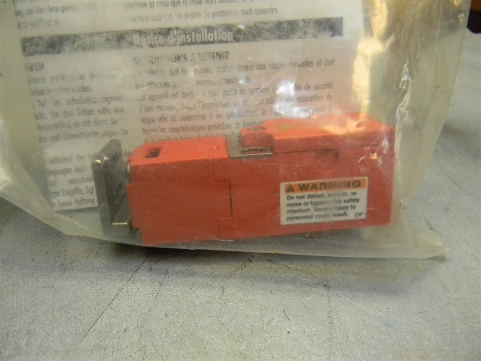 Interruptor de bloqueo de seguridad sti T2007 Foto 2 de 4