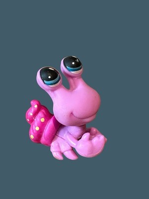 All Pink Hasbro LPS Hermit Crab Vintage Blue Magnet 2007