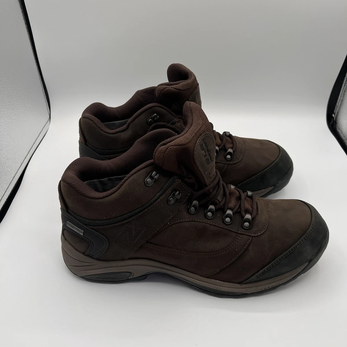 NEW BALANCE Country Walking Randonneé Mens Goretex Hiking Outdoor Boots NIB