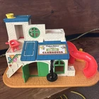 VTG 1977 FISHER PRICE PLAY FAMILY #937 SESAME STREET CLUBHOUSE W/o Accessories ￼