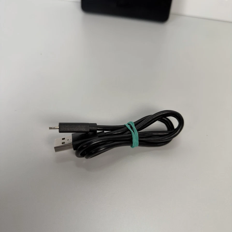 Amazon Kindle 7th Generation 4GB eReader - Black - WiFi - Image 2 of 4