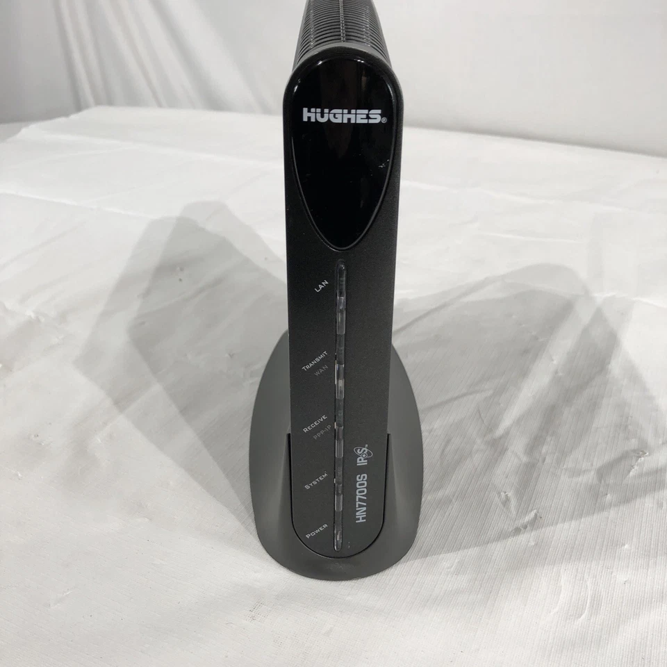 HN7700S IPS 1500139-2005 HUGHES SATELITE RECIEVER CE0682 - Image 2 of 4