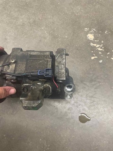 Compresor de aire acondicionado Honda Odyssey 2008-2010 con embrague solo para EX-L Touring - Imagen 5 de 7