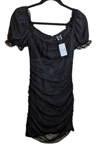 Windsor Small Black Square Neck Short 
