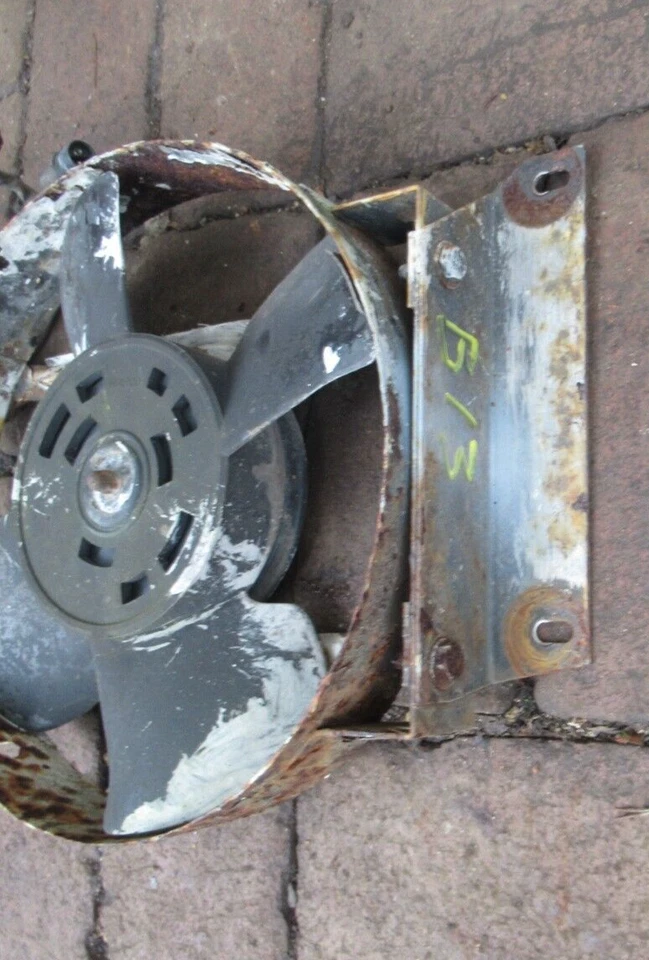 Ventilador eléctrico radiador aire acondicionado refrigeración motor Rollsroyce Spirit Bentley Mulsanne 1990 Foto 2 de 3