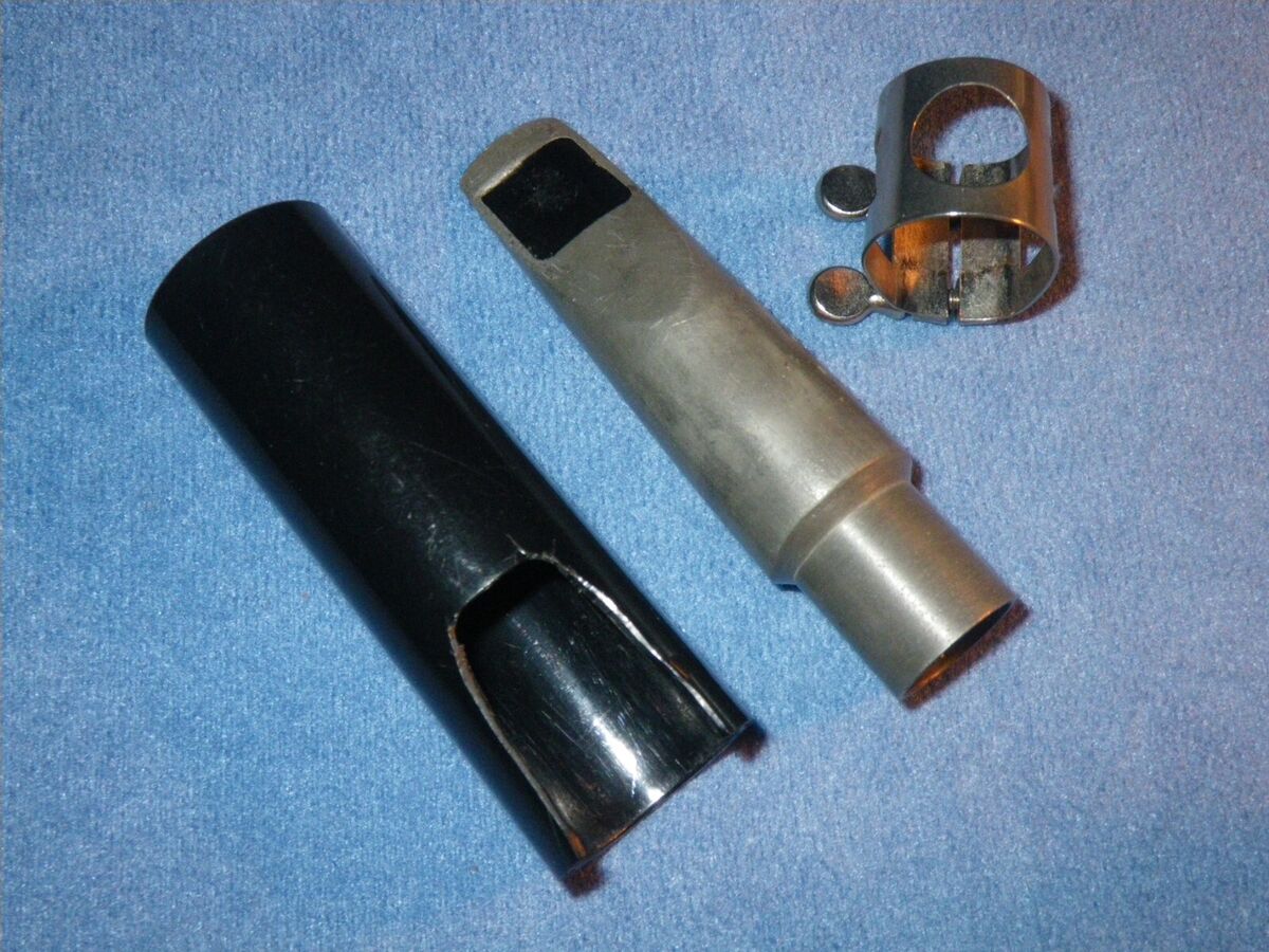 VINTAGE MIAMI DUKOFF D9 SUPER POWER CHAMBER ALTO SAXOPHONE VINTAGE MIAMI DUKOFF D9 SUPER POWER CHAMBER ALTO SAXOPHONE
